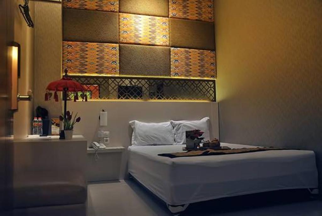 Metro House Hotel Surabaya Bilik gambar