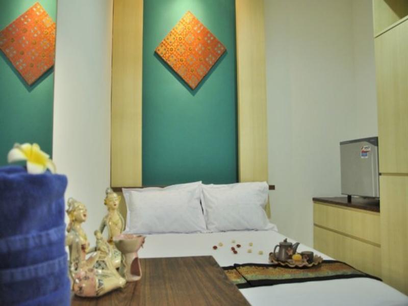 Metro House Hotel Surabaya Luaran gambar